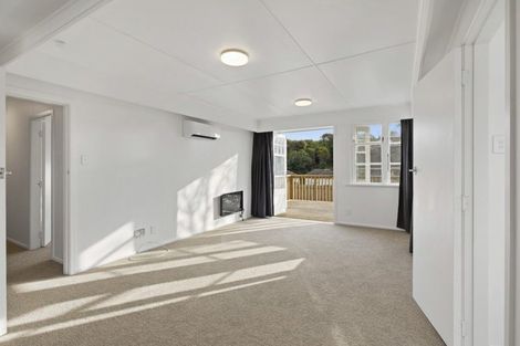 Photo of property in 86a Dimock Street, Titahi Bay, Porirua, 5022