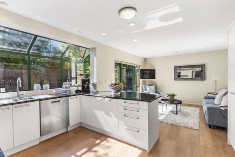Photo of property in 1/28 Sale Street, Cockle Bay, Auckland, 2014