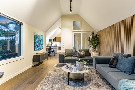 Photo of property in 28 Hay Street, Oriental Bay, Wellington, 6011