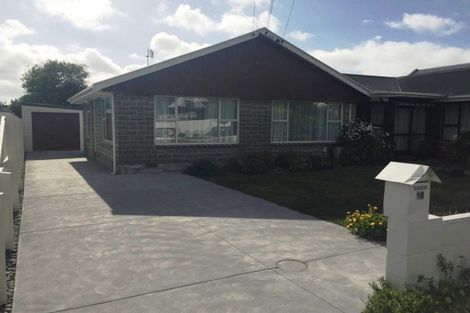 Photo of property in 18 Devonport Lane, St Albans, Christchurch, 8014