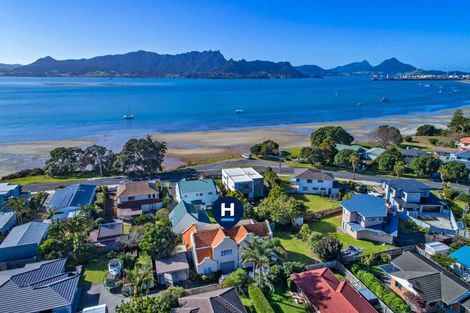 Photo of property in 16b Bermuda Place, One Tree Point, 0118