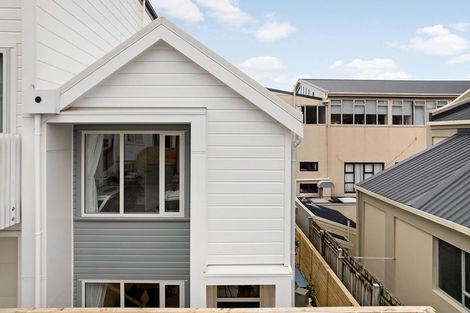 Photo of property in 14/30u Pirie Street, Mount Victoria, Wellington, 6011