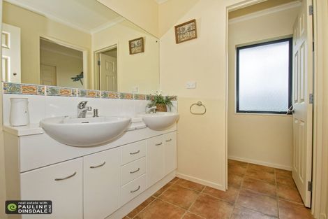 Photo of property in 7 Keystone Place, Te Kamo, Kamo, 0185