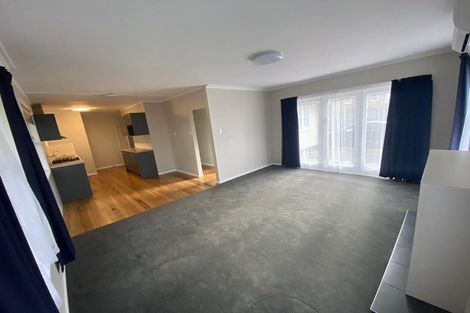 Photo of property in 19 Kayes Road, Pukekohe, 2120