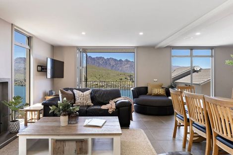 Photo of property in 6a Lancewood Lane, Queenstown, 9300
