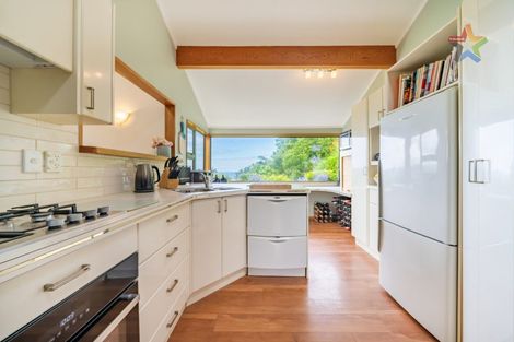 Photo of property in 81 Normandale Road, Normandale, Lower Hutt, 5010