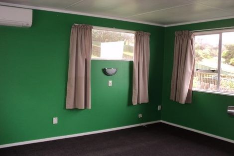 Photo of property in 32 Rothwell Street, Titahi Bay, Porirua, 5022