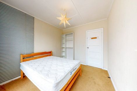 Photo of property in 1137 High Street, Taita, Lower Hutt, 5011