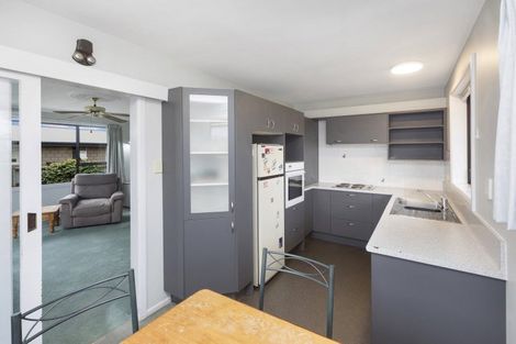 Photo of property in 6 Tulloch Place, Papanui, Christchurch, 8052