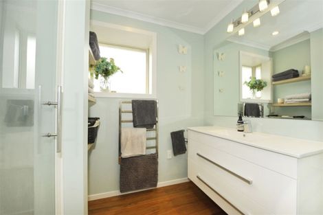 Photo of property in 62 Trevor Street, Hornby, Christchurch, 8042