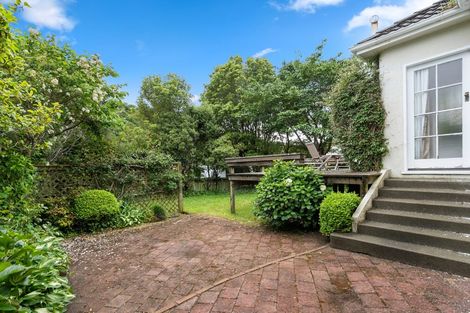 Photo of property in 330 Karori Road, Karori, Wellington, 6012