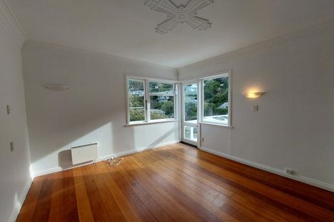 Photo of property in 100 Barnard Street, Wadestown, Wellington, 6012