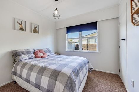 Photo of property in 2 Katherine Place, Melville, Hamilton, 3206