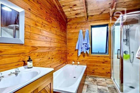 Photo of property in 55 Don Buck Road, Massey, Auckland, 0614