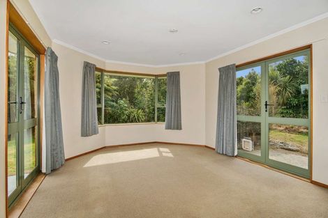 Photo of property in 37 Kew Road, Westport, 7825