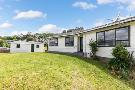 Photo of property in 36 Dominica Crescent, Grenada Village, Wellington, 6037