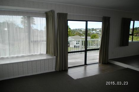 Photo of property in 12 Ian Sage Avenue, Torbay, Auckland, 0630