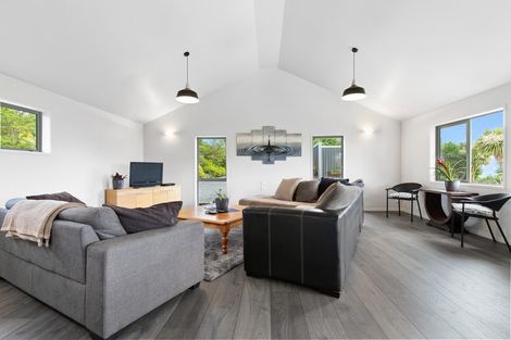 Photo of property in 233 Maungatawhiri Road, Raglan, 3295