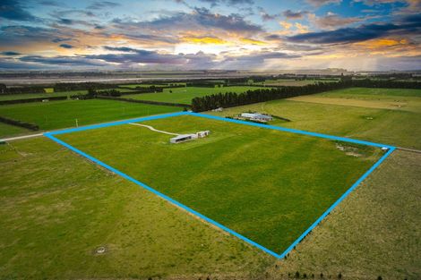 Photo of property in 1260 Thongcaster Road, Burnt Hill, 7495