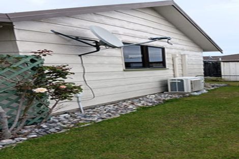 Photo of property in 16 Hunter Street, Westport, 7825