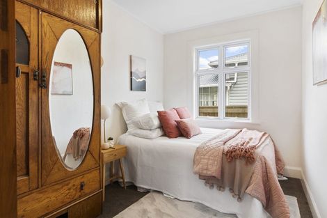 Photo of property in 75 Kauri Street, Miramar, Wellington, 6022