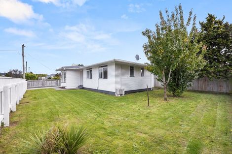 Photo of property in 12 Miro Street, Trentham, Upper Hutt, 5018