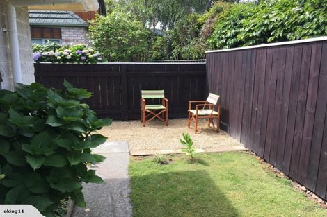 Photo of property in 6a Rewarewa Crescent, Waikanae, 5036