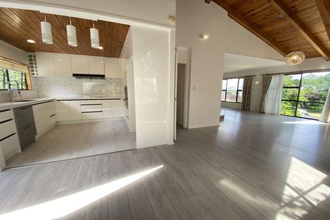 Photo of property in 36 Murvale Drive, Bucklands Beach, Auckland, 2014