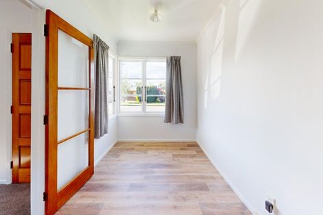 Photo of property in 37 Toi Street, Tawhero, Whanganui, 4501