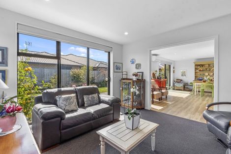 Photo of property in 106 Caulfield Avenue, Halswell, Christchurch, 8025