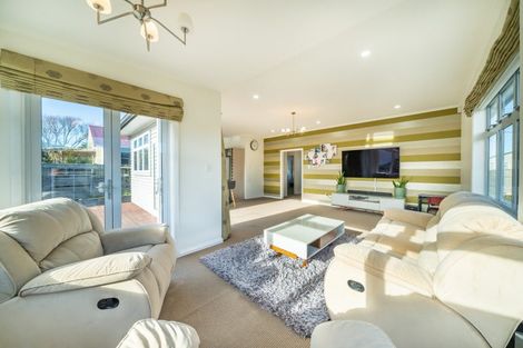 Photo of property in 43 Lincoln Avenue, Epuni, Lower Hutt, 5011