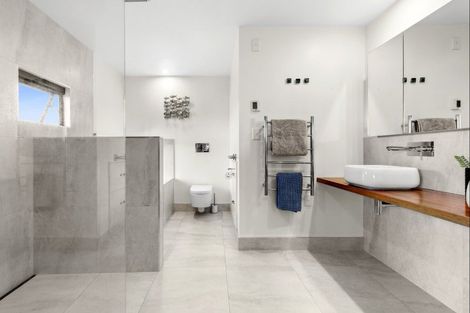 Photo of property in 6 Adele Way, Kaiteriteri, Motueka, 7197