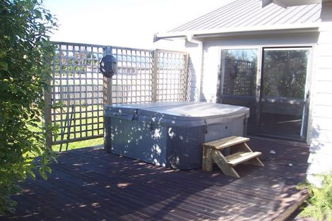 Photo of property in 178 The Avenue, Levin, 5510