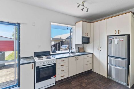 Photo of property in 29 Dampier Street, Woolston, Christchurch, 8023