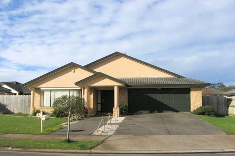 Photo of property in 7 Magee Place, East Tamaki Heights, Auckland, 2016