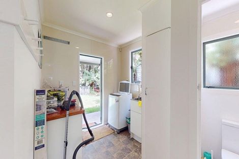 Photo of property in 36 Tombleson Road, Lake Rotoma, Rotorua, 3074
