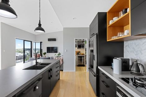 Photo of property in 46 Maka Terrace, Orewa, 0931