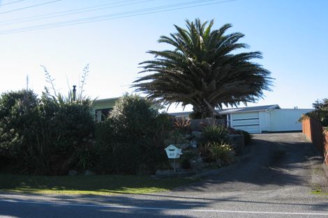Photo of property in 417 Main South Road, Paroa, Greymouth, 7805