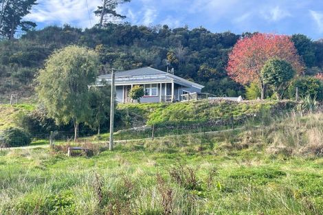 Photo of property in 29 Hattie Street, Reefton, 7830