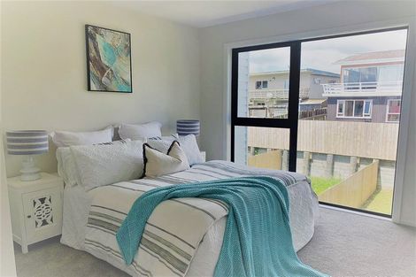 Photo of property in 15 Impatiens Lane, Massey, Auckland, 0614