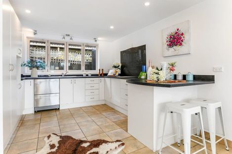 Photo of property in 4202a/2 Great North Road, Glendene, Auckland, 0602