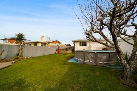 Photo of property in 20 Reid Avenue, Hawera, 4610