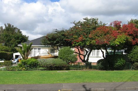 Photo of property in 11 Waipani Road, Te Atatu Peninsula, Auckland, 0610