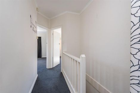 Photo of property in 8 Pimble Avenue, Karori, Wellington, 6012