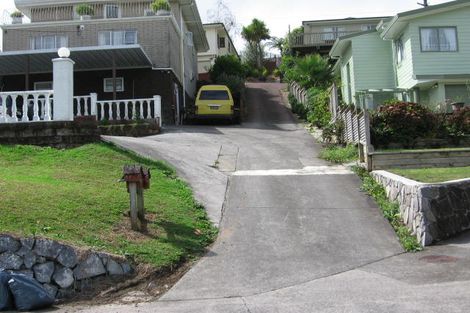 Photo of property in 31 Rangeview Road, Sunnyvale, Auckland, 0612