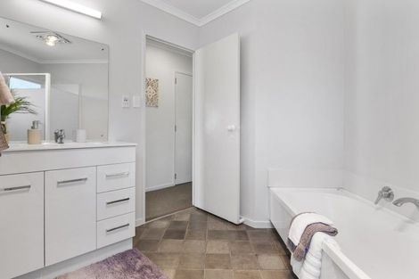 Photo of property in 38b Meadowland Street, Matua, Tauranga, 3110