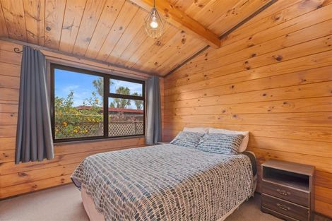 Photo of property in 40 Icarus Place, Sunnybrook, Rotorua, 3015