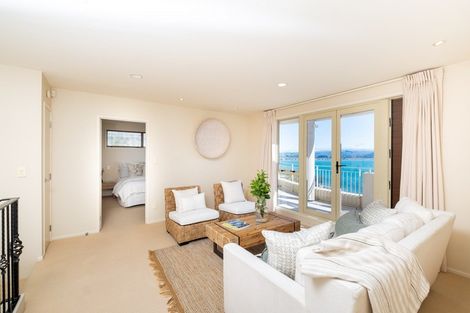Photo of property in 25a Seapoint Road, Bluff Hill, Napier, 4110