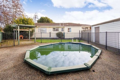 Photo of property in 11 Cascade Crescent, Westbrook, Palmerston North, 4412