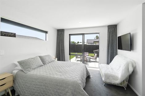 Photo of property in 36 Fearne Drive, Woodend, 7610